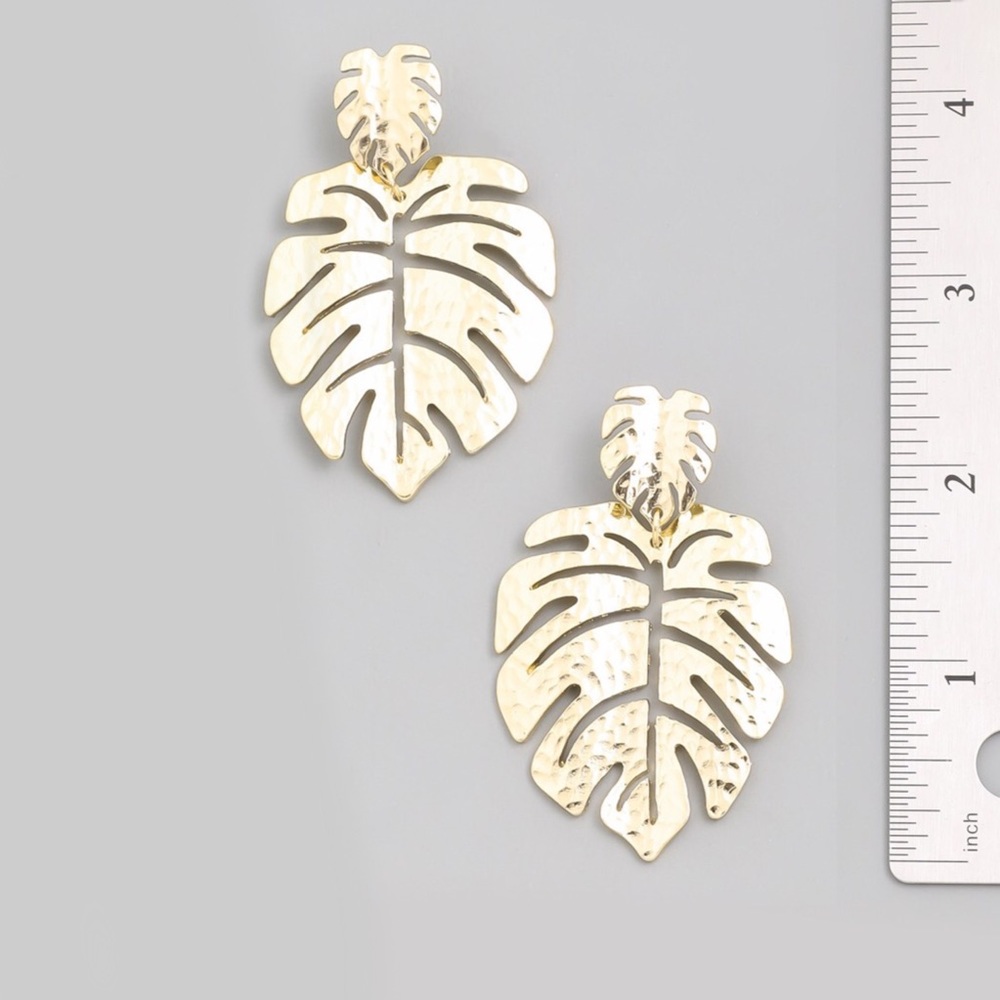 Hammered Gold Monstera Leaf Earrings - Picture 4 of 5